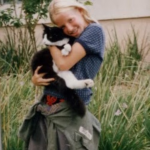 Meet your Posher, Kate - Picture 1 of 1